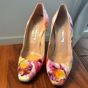 Oscar de la Renta Floral Women's Heels - Multicolor